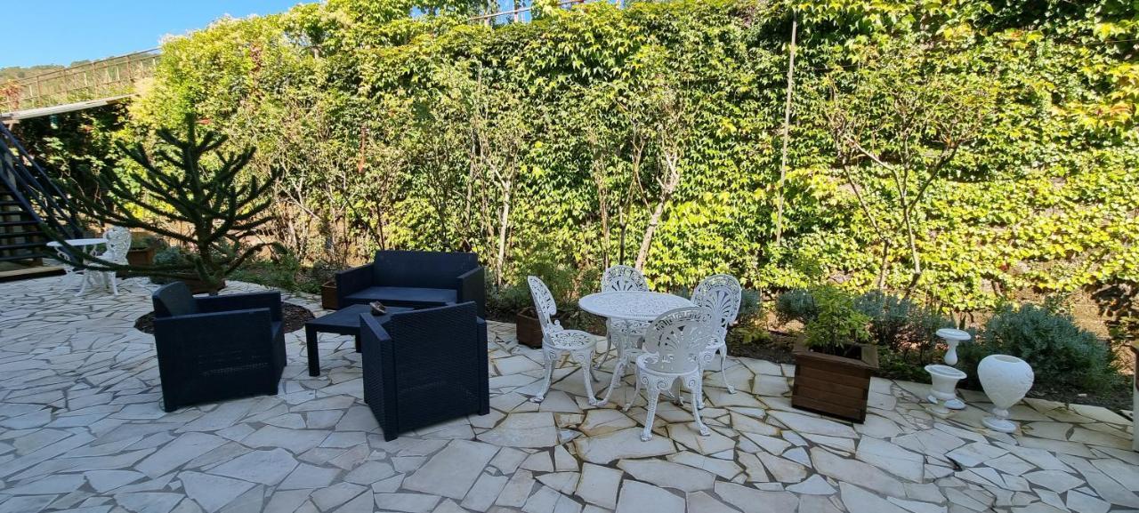Manoir De Gravezon Bed & Breakfast Lunas  ภายนอก รูปภาพ