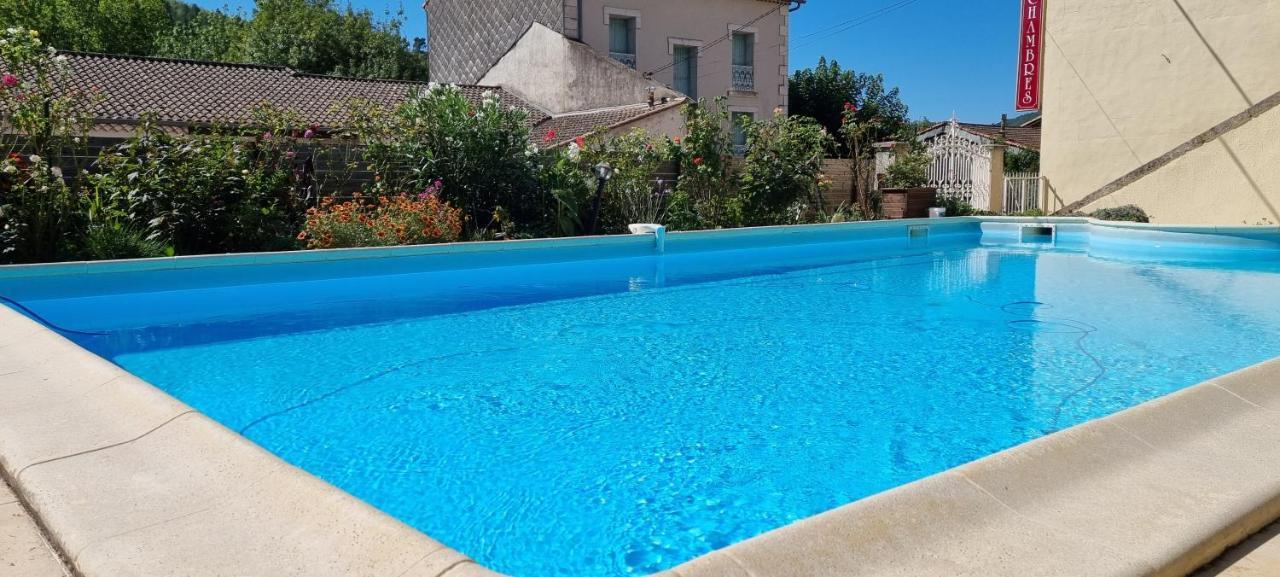 Manoir De Gravezon Bed & Breakfast Lunas  ภายนอก รูปภาพ