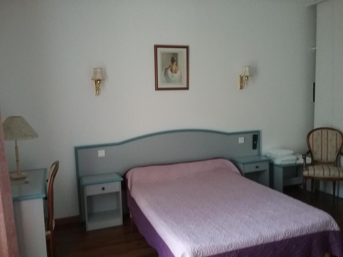 Manoir De Gravezon Bed & Breakfast Lunas  ภายนอก รูปภาพ